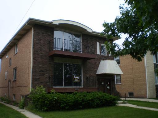 382 Prairie Ave., Calumet City, IL 60409