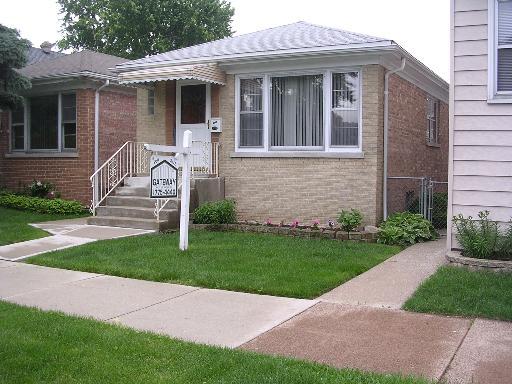 6327 W Berenice Ave., Chicago, IL 60634
