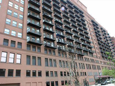 165 N Canal St. #1004, Chicago, IL 60606