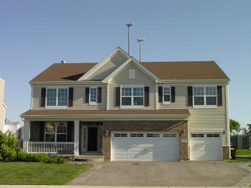 12273 Donahue Dr., Huntley, IL 60142