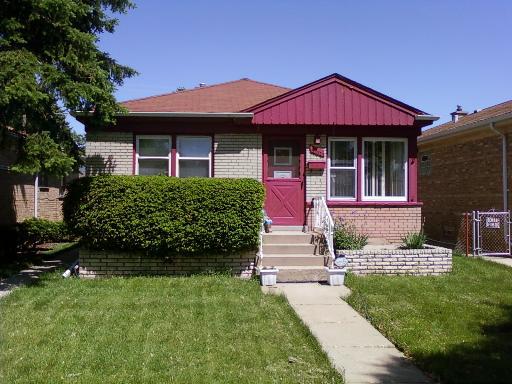 1007 S 32nd Ave., Bellwood, IL 60104