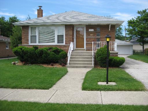 4512 W 102nd St., Oak Lawn, IL 60453
