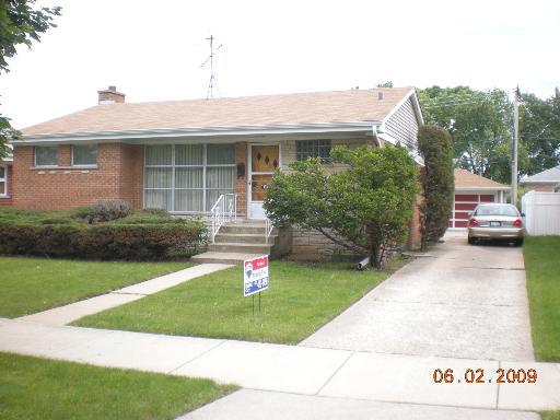 7155 W Wright, Niles, IL 60714