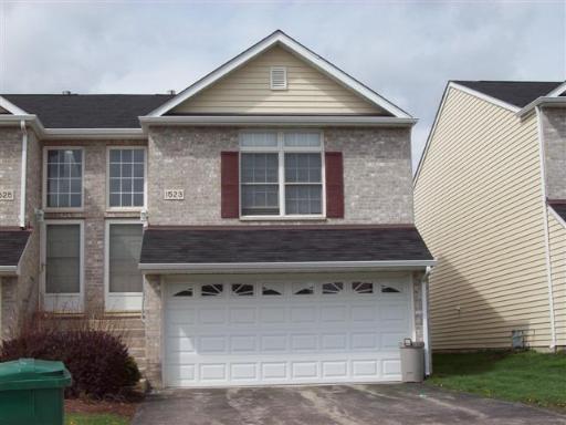 1523 Stonefield Dr., Dekalb, IL 60115