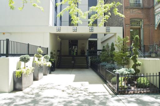 1339 N Dearborn St. #8E, Chicago, IL 60610