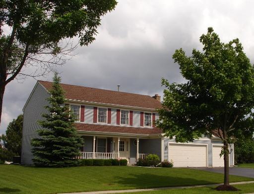 1497 Camden Dr., Gurnee, IL 60031
