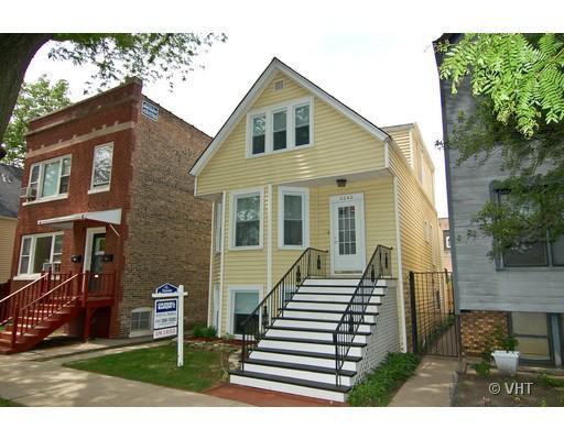 5042 N Claremont Ave., Chicago, IL 60625