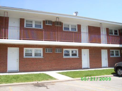 1115 Holiday Ln. #3, Des Plaines, IL 60016