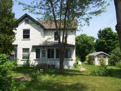 214 S Main St., Seneca, IL 61360