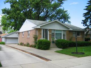 8724 N Ozanam Ave., Niles, IL 60714