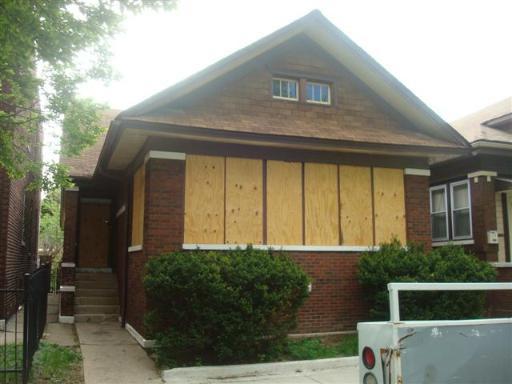 6117 S Rockwell St., Chicago, IL 60629