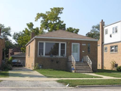 4542 Lawndale Ave., Lyons, IL 60534