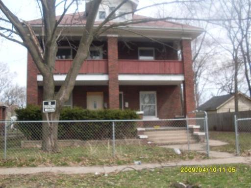 638 16th Ave., Rockford, IL 61104