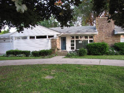 [Address Hidden by Seller], East Dundee, IL 60118