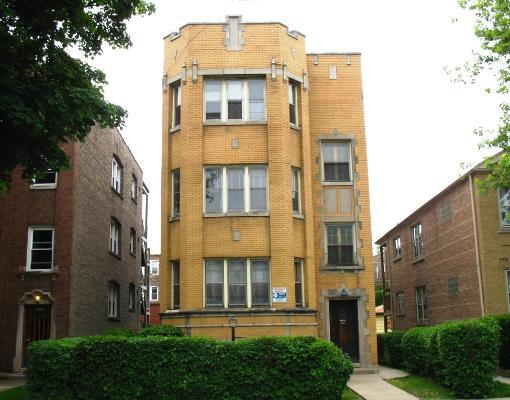 8822 S Blackstone Ave., Chicago, IL 60619