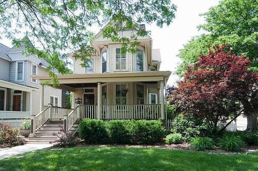 200 S Ashland Ave., La Grange, IL 60525