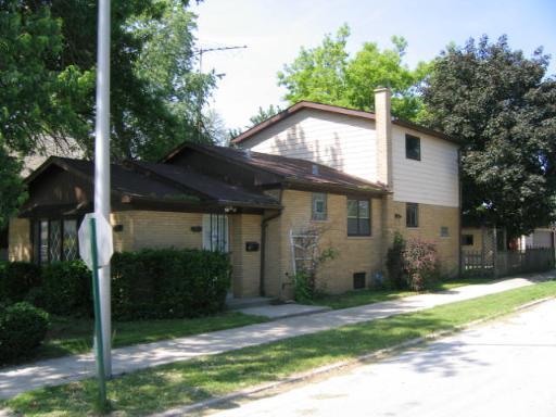 428 Hirsch Ave., Calumet City, IL 60409