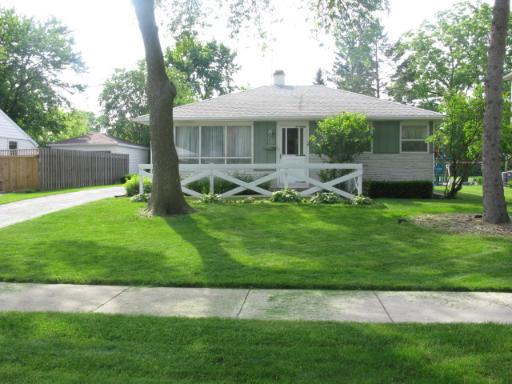 2311 School Dr., Rolling Meadows, IL 60008