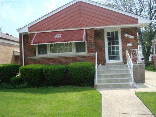 10021 S Utica Ave., Evergreen Park, IL 60805