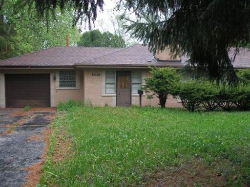 1834 W Walnut Cir., Northbrook, IL 60062