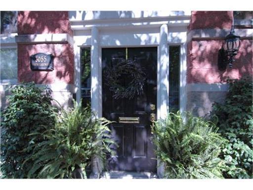 3055 N Lakewood St., Chicago, IL 60657