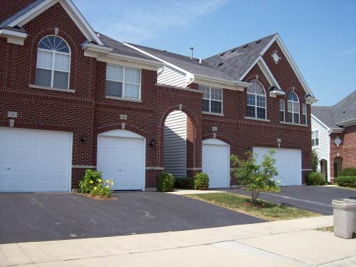 80 Fulbright Ln., Schaumburg, IL 60194