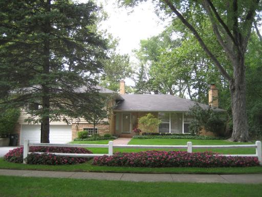 707 Sycamore Ln., Glencoe, IL 60022