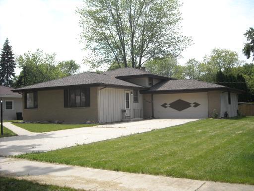 629 Tana Ln., Joliet, IL 60435