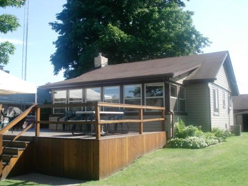 5151 Browns Beach, Rockford, IL 61103