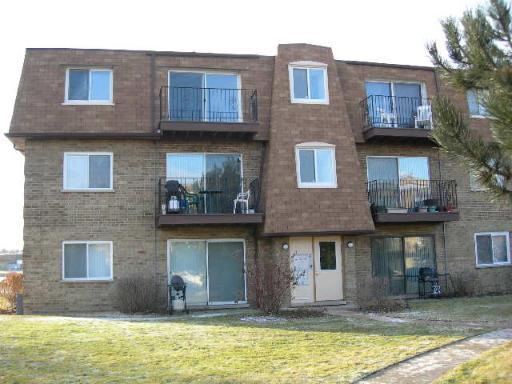 9441 Bay Colony Dr. #3S, Des Plaines, IL 60016