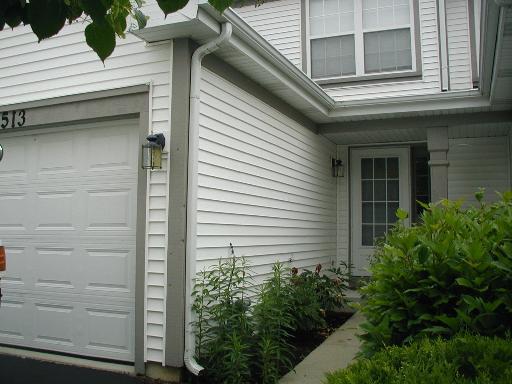 513 Jennifer Cir., Mundelein, IL 60060