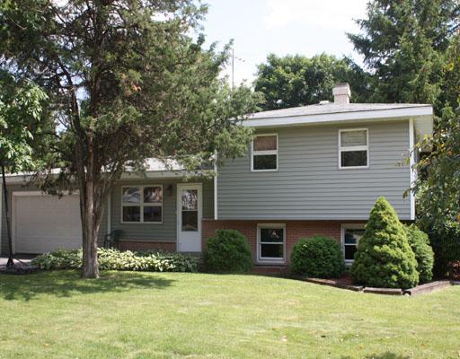18895 W Old Plank Rd., Grayslake, IL 60030