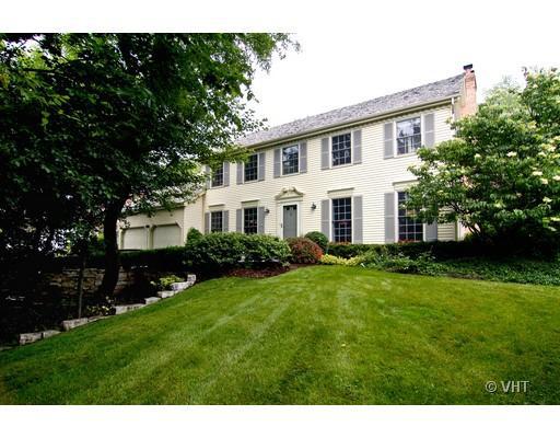 353 Martin Ct., Barrington, IL 60010