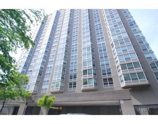 720 W Gordon Ter. #11A, Chicago, IL 60613
