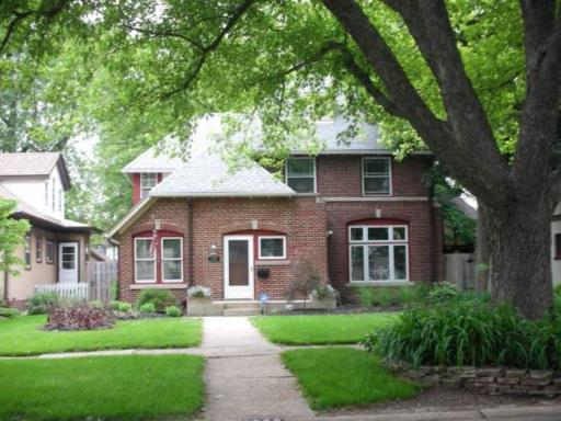 2320 Oxford St., Rockford, IL 61103