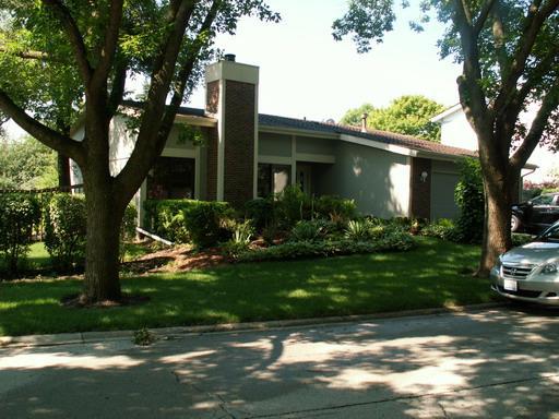 525 Carlsbad Tr., Roselle, IL 60172