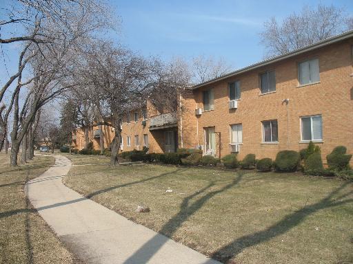 721 Elmhurst Rd. #F, Des Plaines, IL 60016