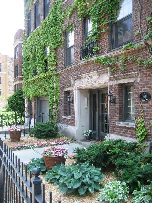 559 W Roscoe St. #3W, Chicago, IL 60657