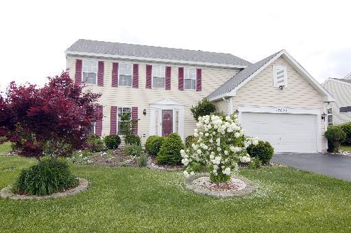 18003 W Banbury Dr., Gurnee, IL 60031