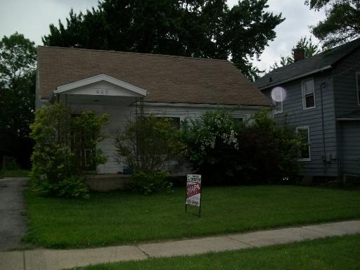 246 N Loucks St., Aurora, IL 60505