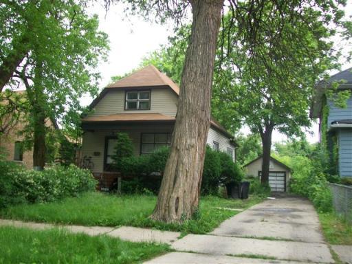 9829 S Charles St., Chicago, IL 60643