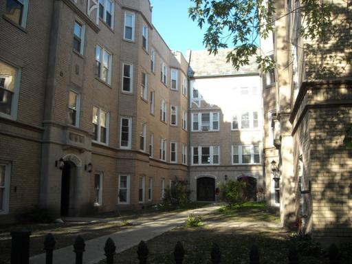 6321 N Artesian Ave. #3W, Chicago, IL 60659