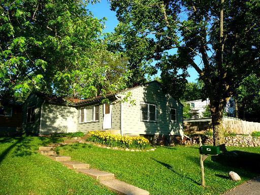202 Division St., Geneva, IL 60134
