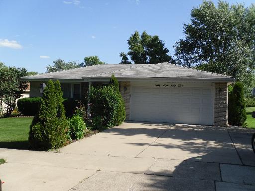 8853 W 97th St., Palos Hills, IL 60465