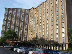 1 Renaissance Pl. #1009, Palatine, IL 60067
