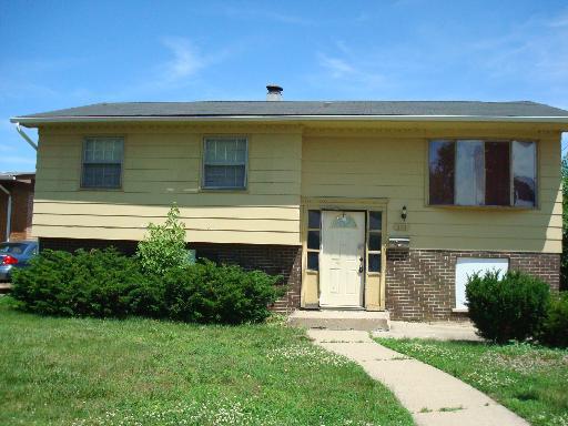 351 Madison Ave., Calumet City, IL 60409