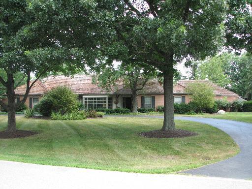 1766 Firth Rd., Inverness, IL 60067