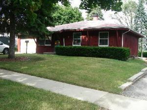 7071 Hanover St., Hanover Park, IL 60133
