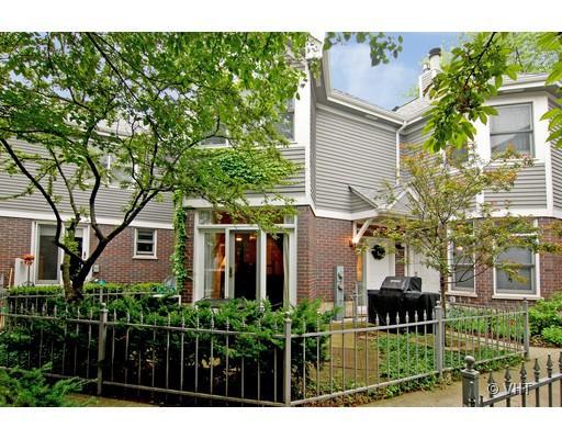 3331 N Racine Ave. #B, Chicago, IL 60657