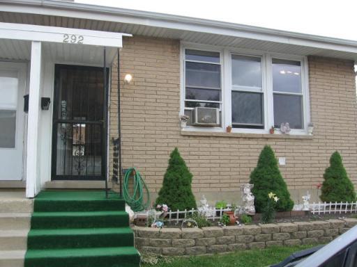 292 Dover Ln., Des Plaines, IL 60018